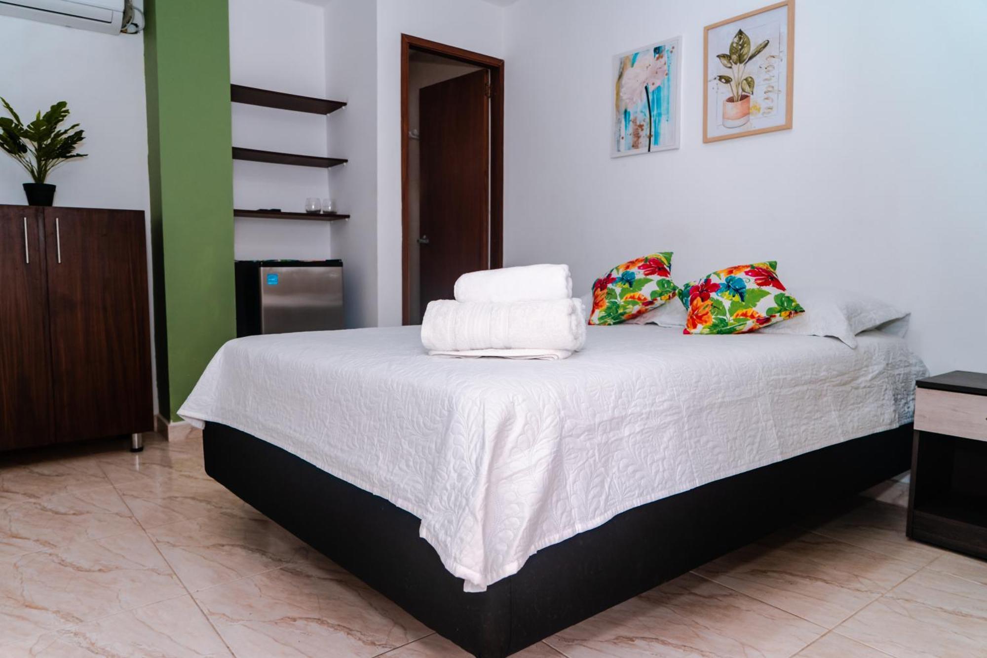 Zojo Marina Bay Hotel San Andres  Exterior photo